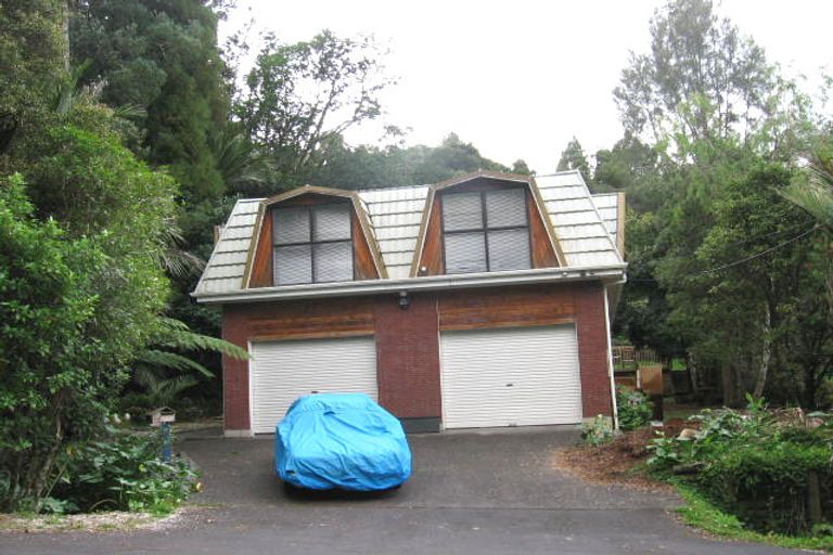 Photo of property in 12 Valley Road, Titirangi, Auckland, 0604