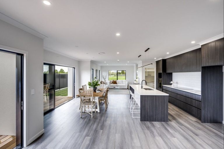 Photo of property in 15 Arihi Crescent, Frimley, Hastings, 4120