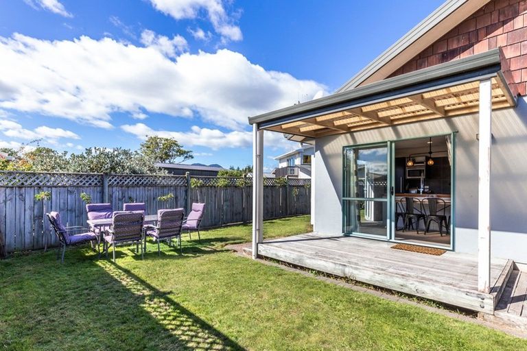 Photo of property in 4 Aubrey Crescent, Rainbow Point, Taupo, 3330