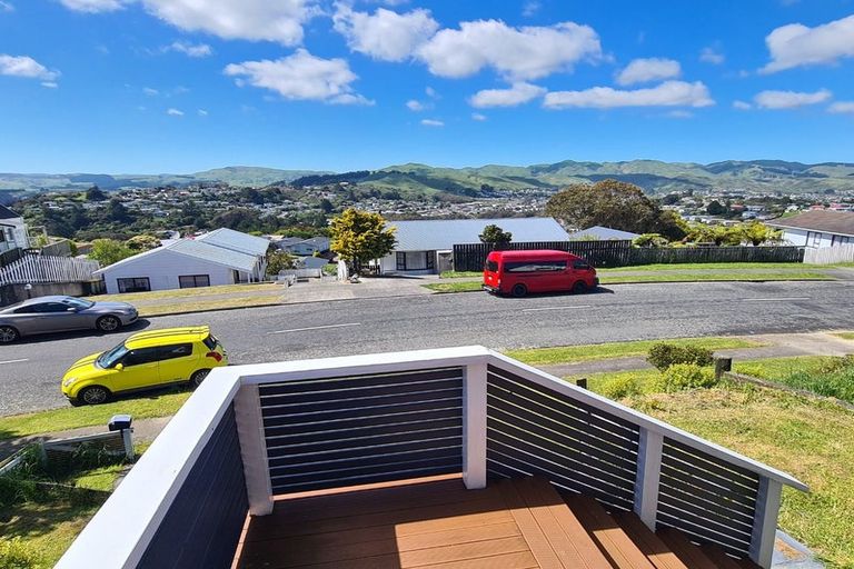 Photo of property in 35 Almora View, Ascot Park, Porirua, 5024