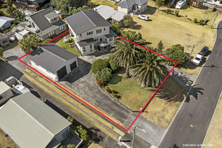 Photo of property in 120a Diana Avenue, Whangamata, 3620