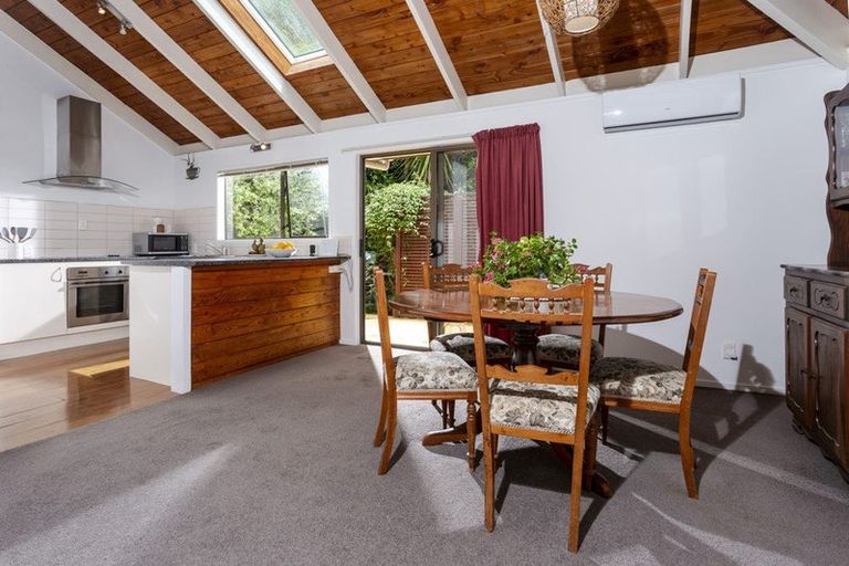 Photo of property in 3/72 Lake Road, Northcote, Auckland, 0627
