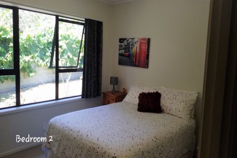 Photo of property in 4 Seaview Road, Cable Bay, 0420