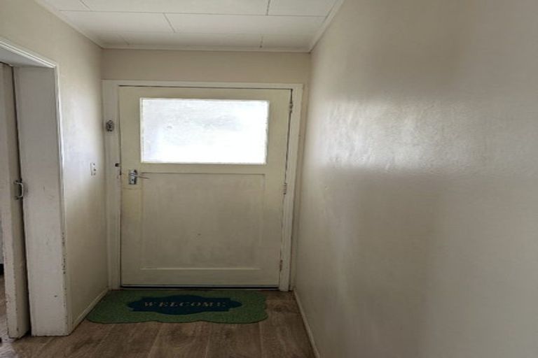 Photo of property in 8 Carey Place, Otara, Auckland, 2023