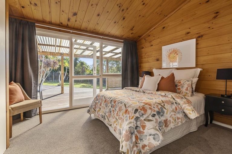 Photo of property in 56b Woodglen Road, Glen Eden, Auckland, 0602