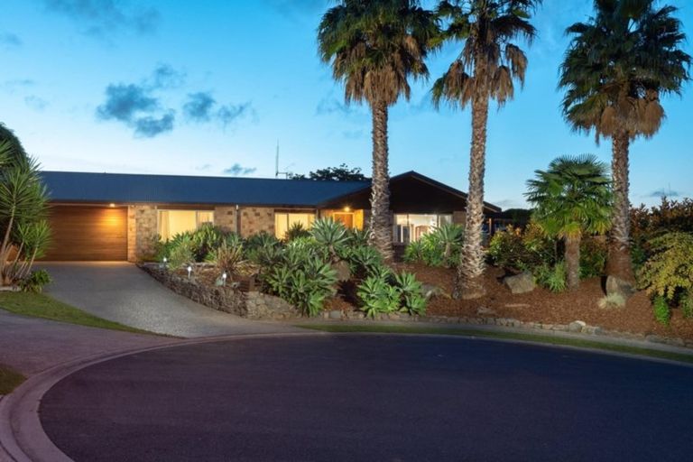 Photo of property in 16 Avon Rise, Welcome Bay, Tauranga, 3112