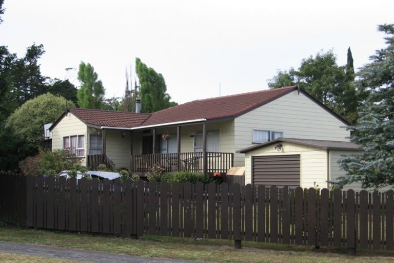 Photo of property in 5 Midgley Road, West Harbour, Auckland, 0618