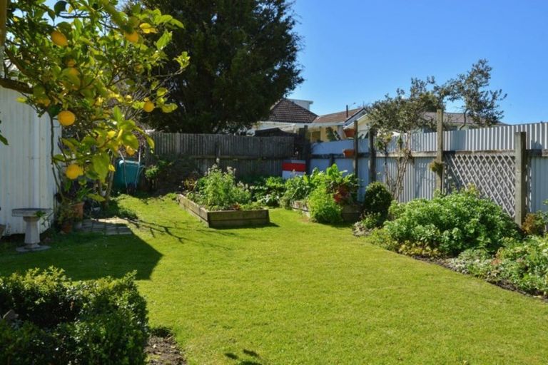 Photo of property in 13 Maki Street, Kaiti, Gisborne, 4010
