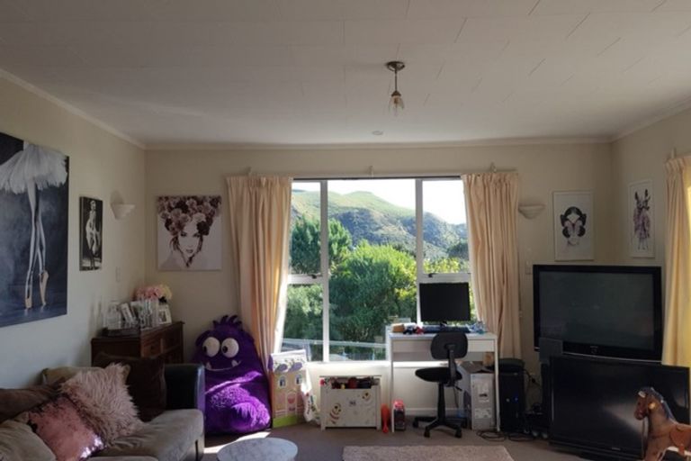 Photo of property in 51 Sea Vista Drive, Pukerua Bay, 5026