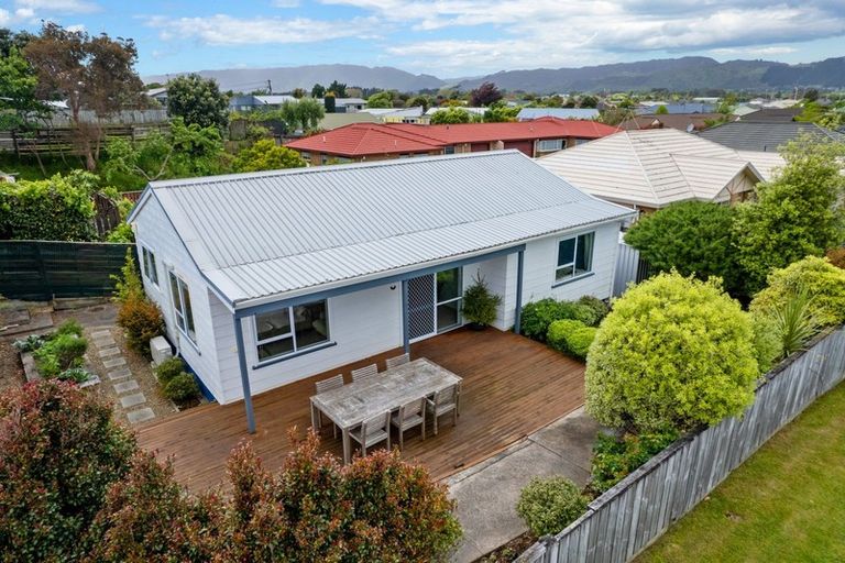 Photo of property in 1 Beachwater Grove, Paraparaumu Beach, Paraparaumu, 5032