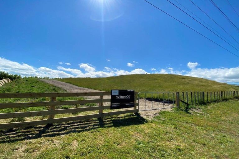 Photo of property in 644 Muhunoa Road West, Ohau, 5570