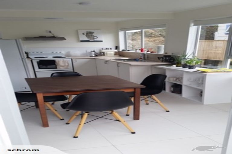 Photo of property in 59a Hungerford Road, Houghton Bay, Wellington, 6023