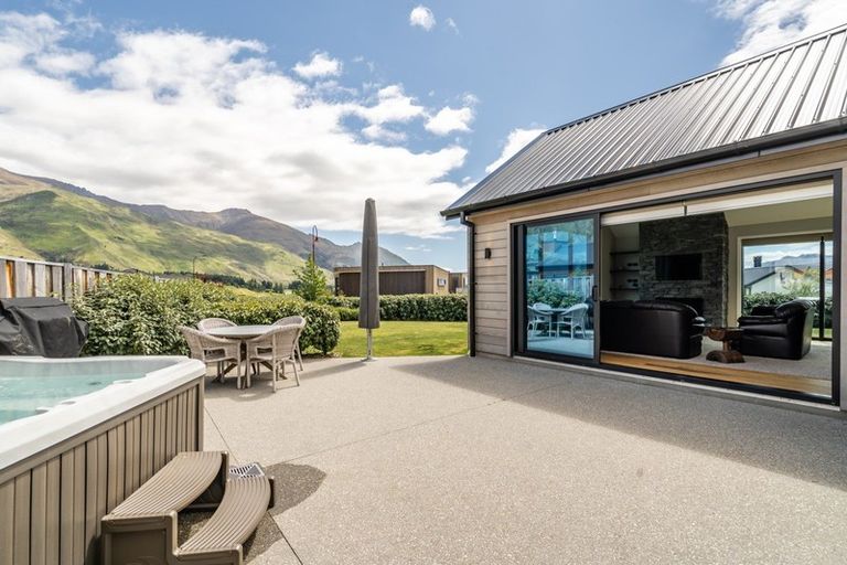 Photo of property in 12 Ruby Ridge, Wanaka, 9305