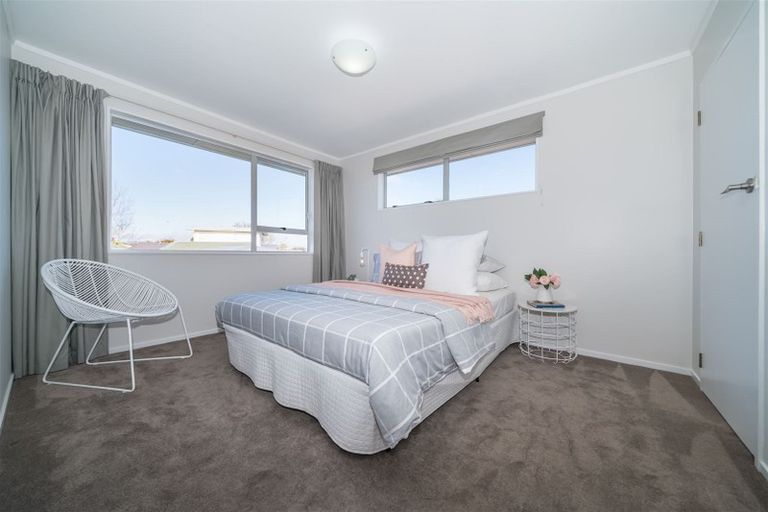 Photo of property in 22 Lockhart Avenue, Milson, Palmerston North, 4414