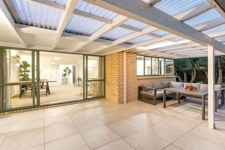 Photo of property in 37 Kahira Crescent, Papamoa Beach, Papamoa, 3118