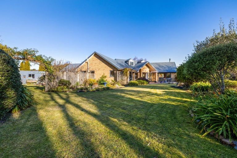 Photo of property in 11 Cedar Place, Amberley, 7410