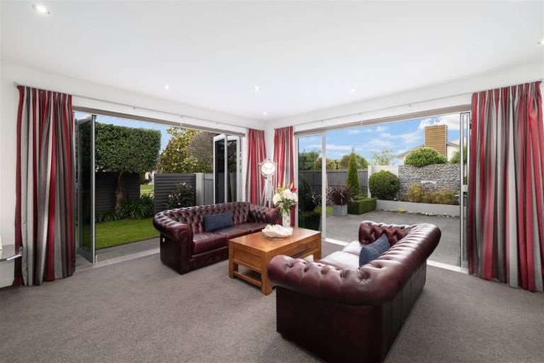 Photo of property in 52 Glen Oaks Drive, Northwood, Christchurch, 8051