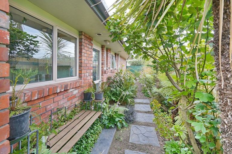 Photo of property in 25b Main South Road, Sockburn, Christchurch, 8042