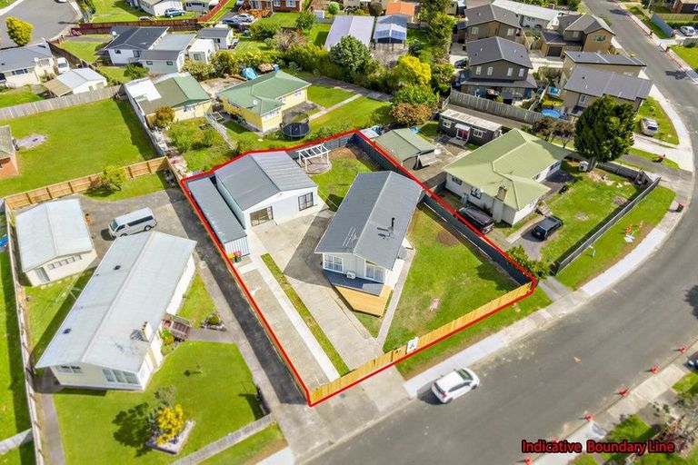 Photo of property in 24 President Avenue, Papakura, 2110