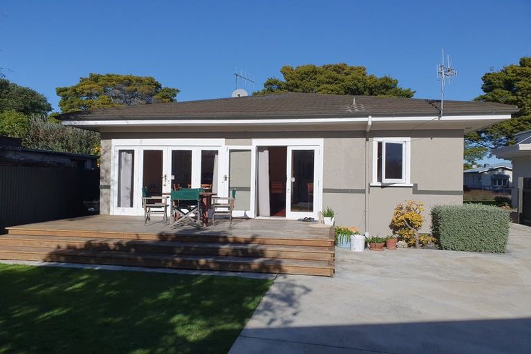 Photo of property in 4 Carnell Street, Napier South, Napier, 4110