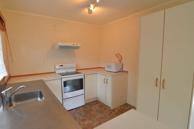 Photo of property in 20a Armagh Road, Blockhouse Bay, Auckland, 0600