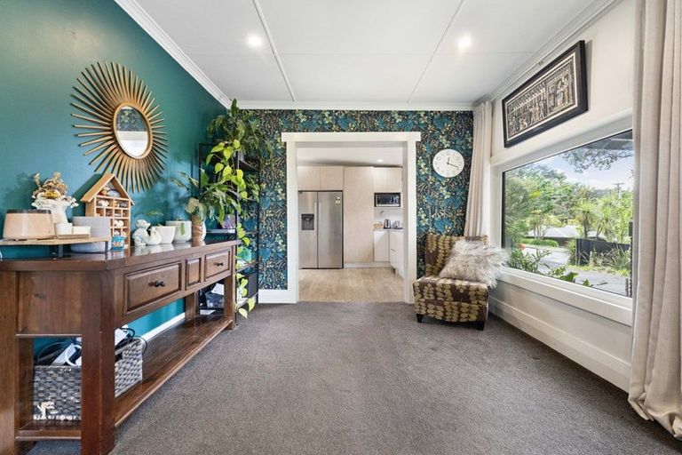 Photo of property in 3 Huia Road, Titirangi, Auckland, 0604