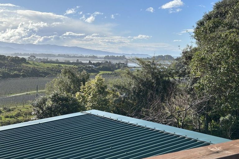 Photo of property in 73 Weka Road, Tasman, Upper Moutere, 7175