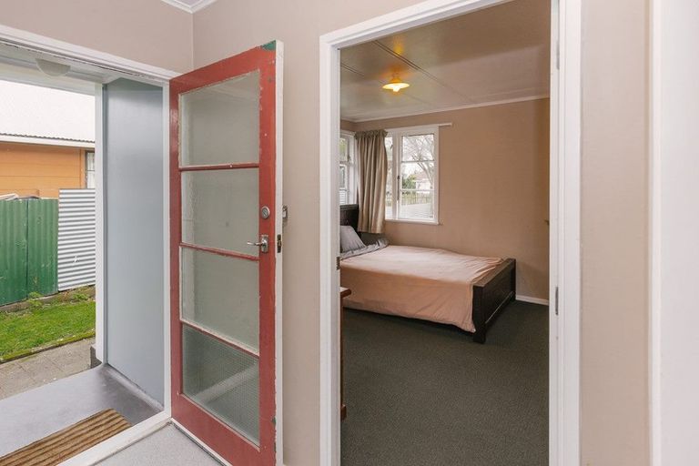 Photo of property in 45 Tweed Street, Roslyn, Palmerston North, 4414