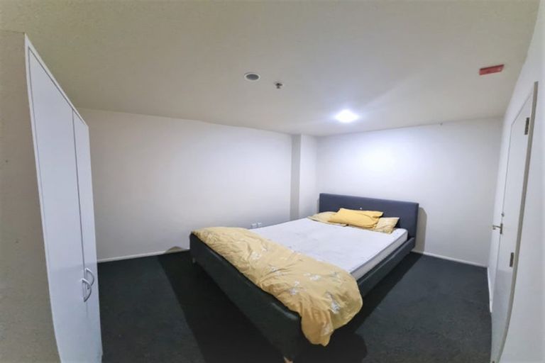 Photo of property in Courtenay Apartments, 413/120 Courtenay Place, Te Aro, Wellington, 6011