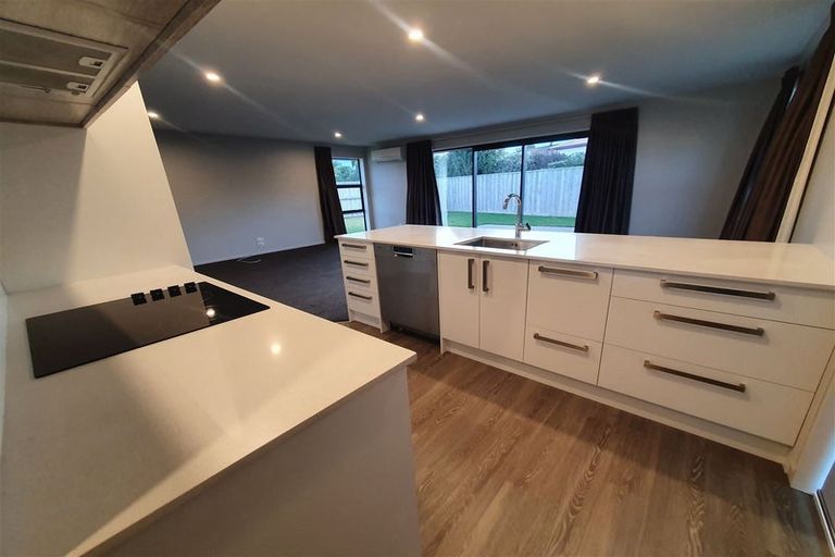 Photo of property in 10 Kiddy Place, Rolleston, 7614