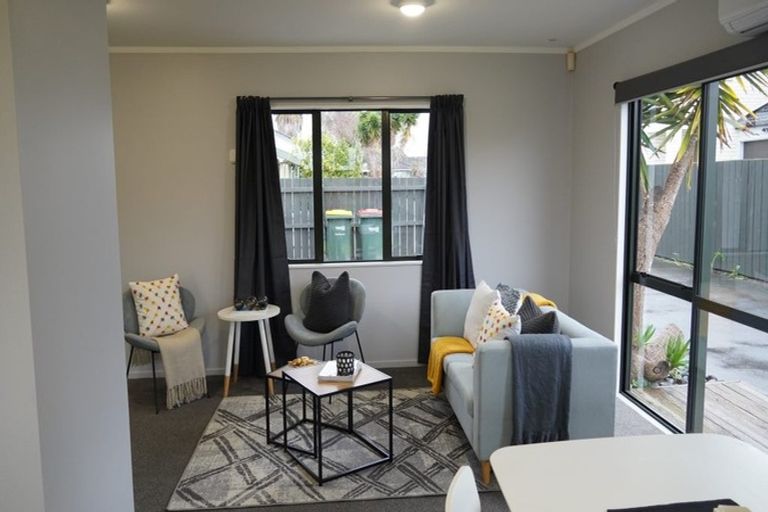 Photo of property in 18b Kelvin Road, Papakura, 2110