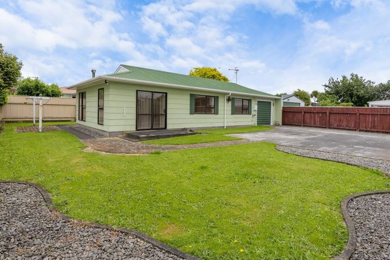 Photo of property in 50b Winchester Street, Levin, 5510