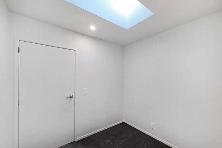 Photo of property in 23a Hawthorn Crescent, Stokes Valley, Lower Hutt, 5019
