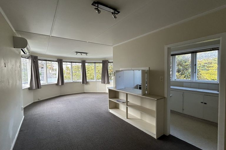Photo of property in 5/15 Brougham Street, Mount Victoria, Wellington, 6011