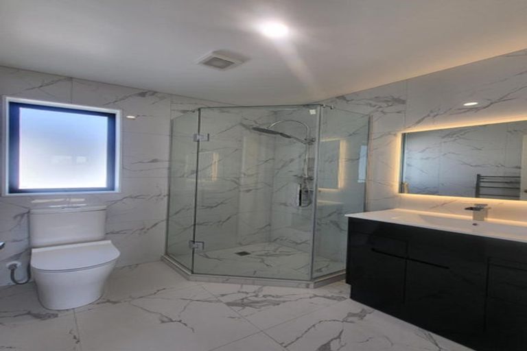 Photo of property in 105c Flat Bush Road, Clover Park, Auckland, 2023