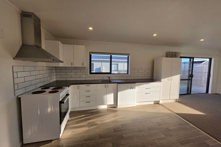 Photo of property in 27a Hinemoa Street, Levin, 5510