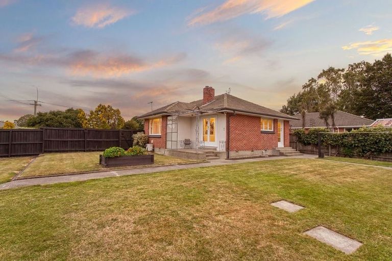 Photo of property in 199 Grahams Road, Burnside, Christchurch, 8053