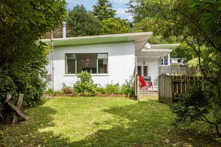 Photo of property in 136 Hine Road, Wainuiomata, Lower Hutt, 5014