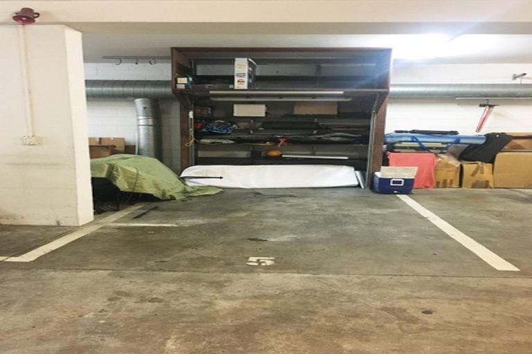 Photo of property in 1b/6 Kingdon Street, Newmarket, Auckland, 1023