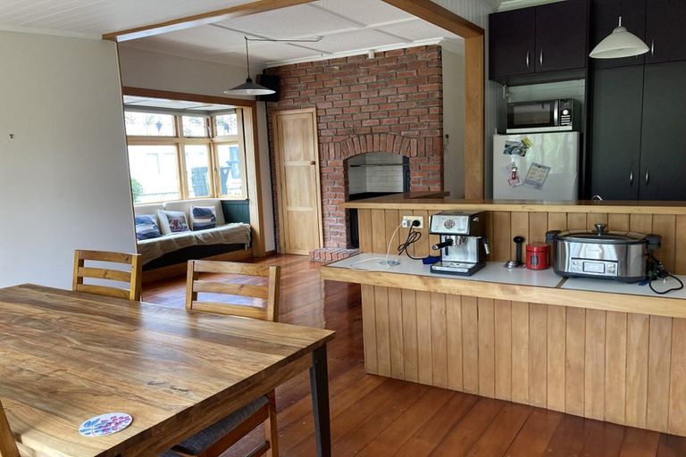 Photo of property in 11 Brook Street, Waiwhetu, Lower Hutt, 5010