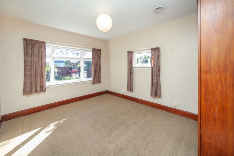 Photo of property in 58 Ryan Street, Phillipstown, Christchurch, 8011