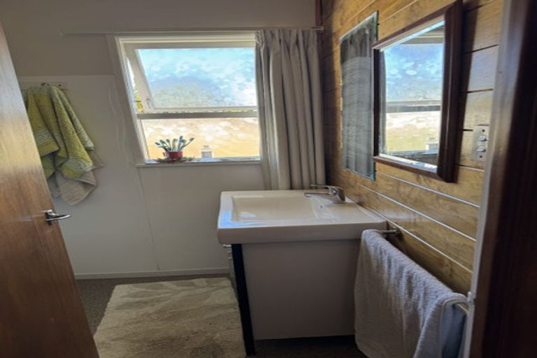 Photo of property in 42 Beeston Crescent, Manurewa, Auckland, 2102