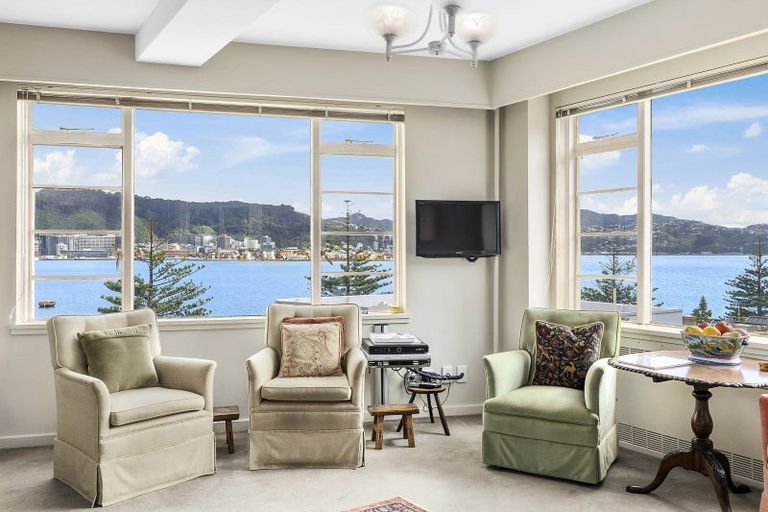 Photo of property in Wharenui Apartments, 274 Oriental Parade, Oriental Bay, Wellington, 6011