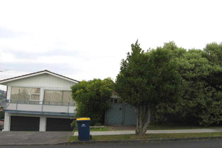 Photo of property in 72 Sartors Avenue, Browns Bay, Auckland, 0630