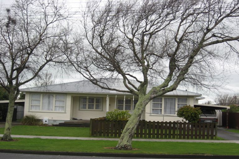 Photo of property in 104a Queen Street West, Levin, 5510