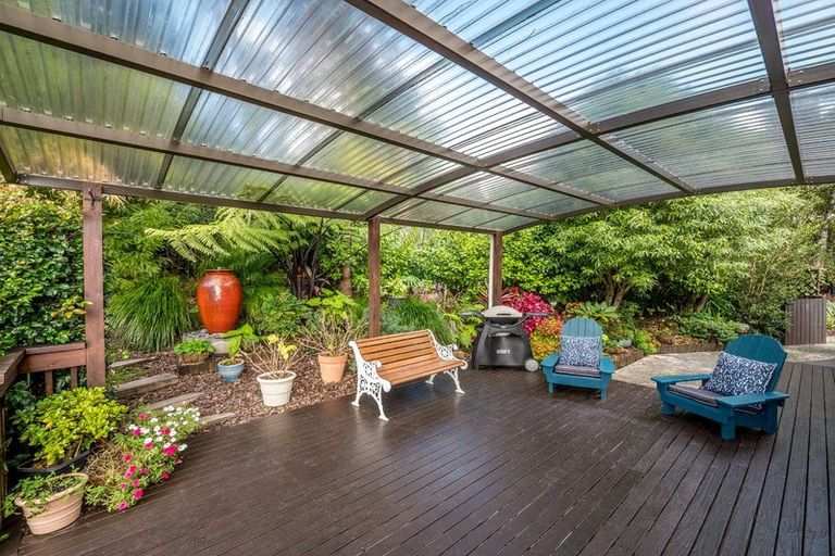 Photo of property in 6 Puketiro Place, Paihia, 0200