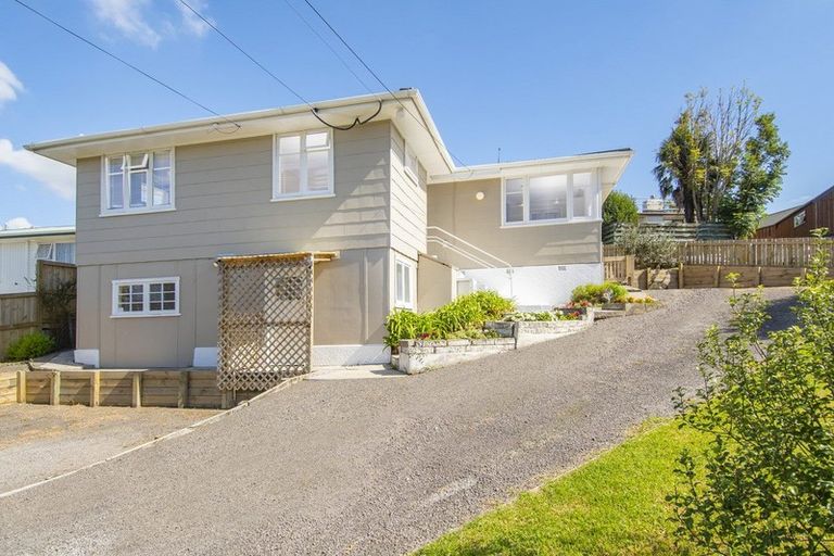 Photo of property in 21 Roys Road, Parkvale, Tauranga, 3112