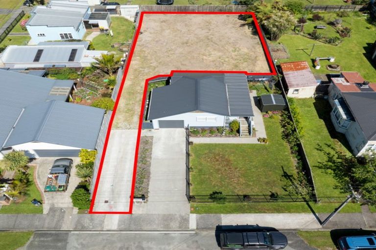 Photo of property in 48a Romilly Street, Westport, 7825