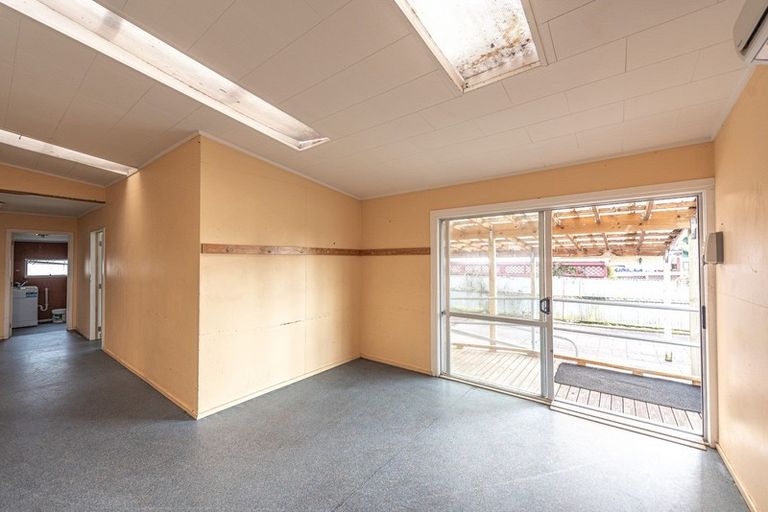 Photo of property in 1 Moore Avenue, Tawhero, Whanganui, 4501