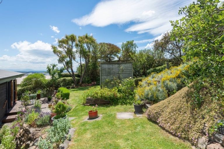 Photo of property in 318 Cannon Hill Crescent, Mount Pleasant, Christchurch, 8081